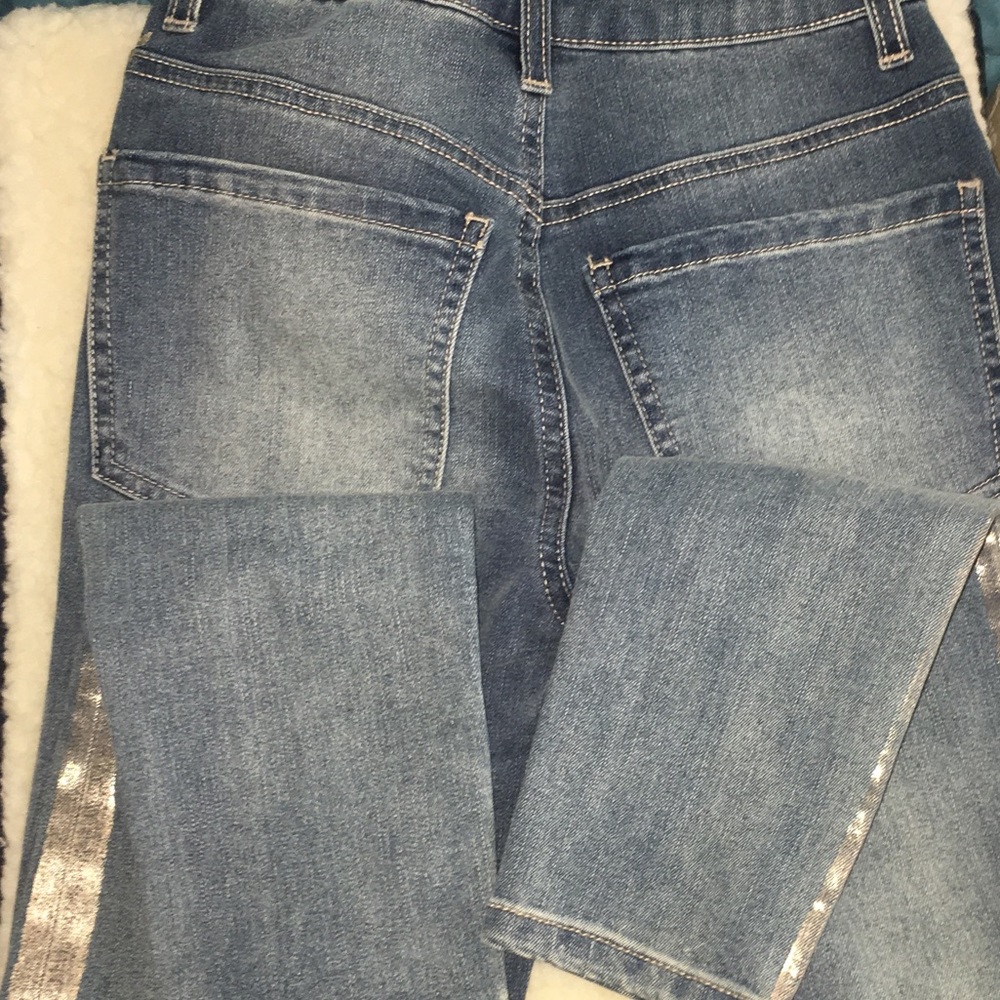 NWT High Rise Jeans - Picture 2 of 8
